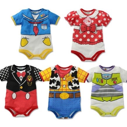 Roupas com licenciamento de marca da Disney para estampas